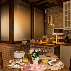 Bed & Breakfast Le Stanze Di Rigoletto ***